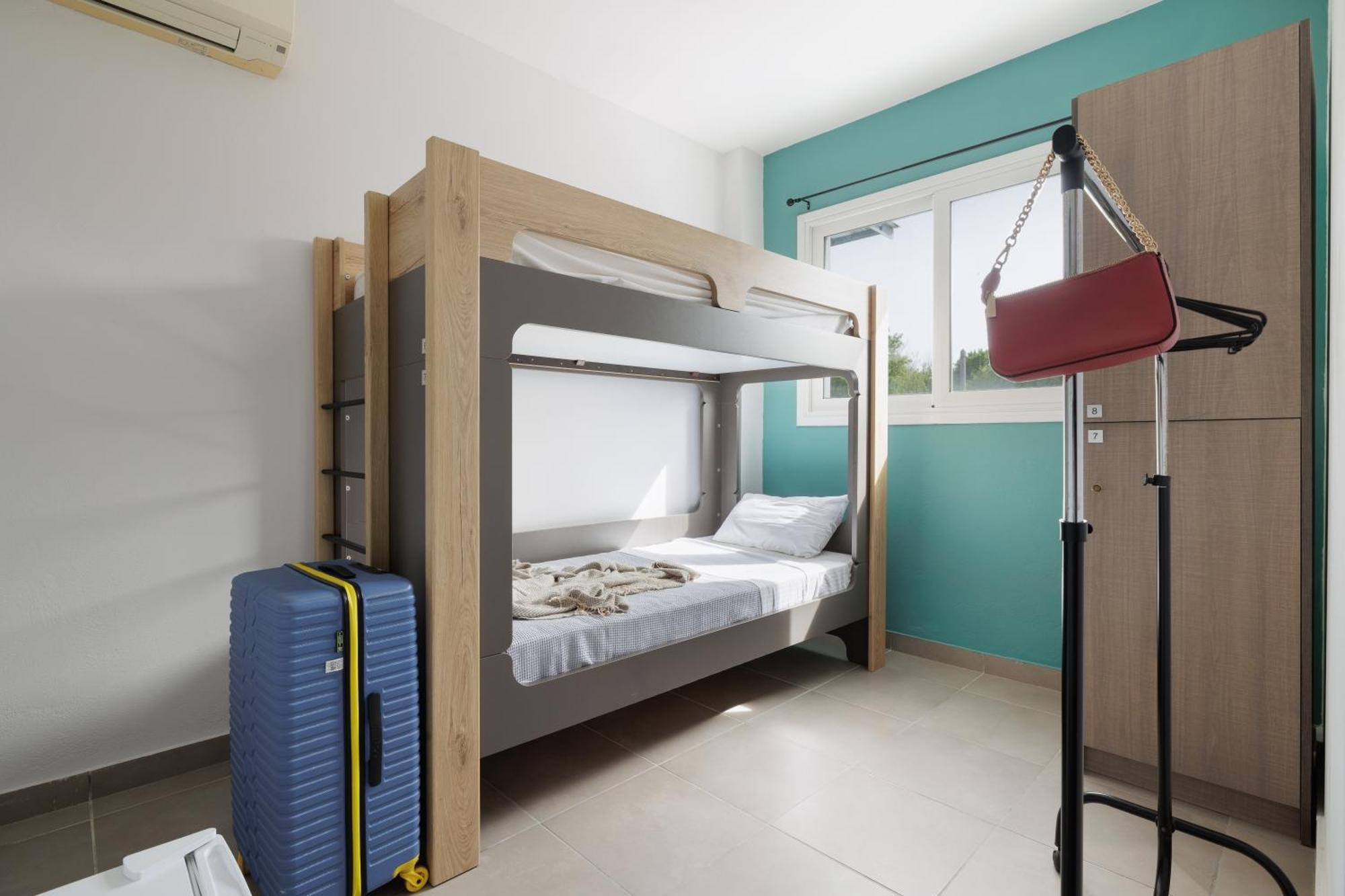 Local Hostel & Suites Potamos  Exterior photo
