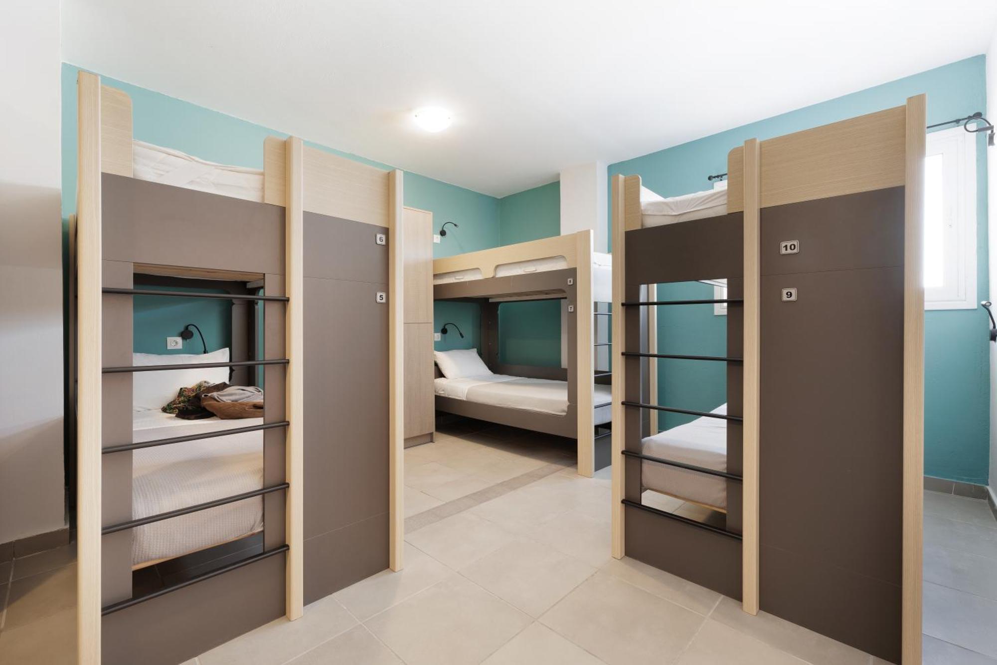 Local Hostel & Suites Potamos  Exterior photo