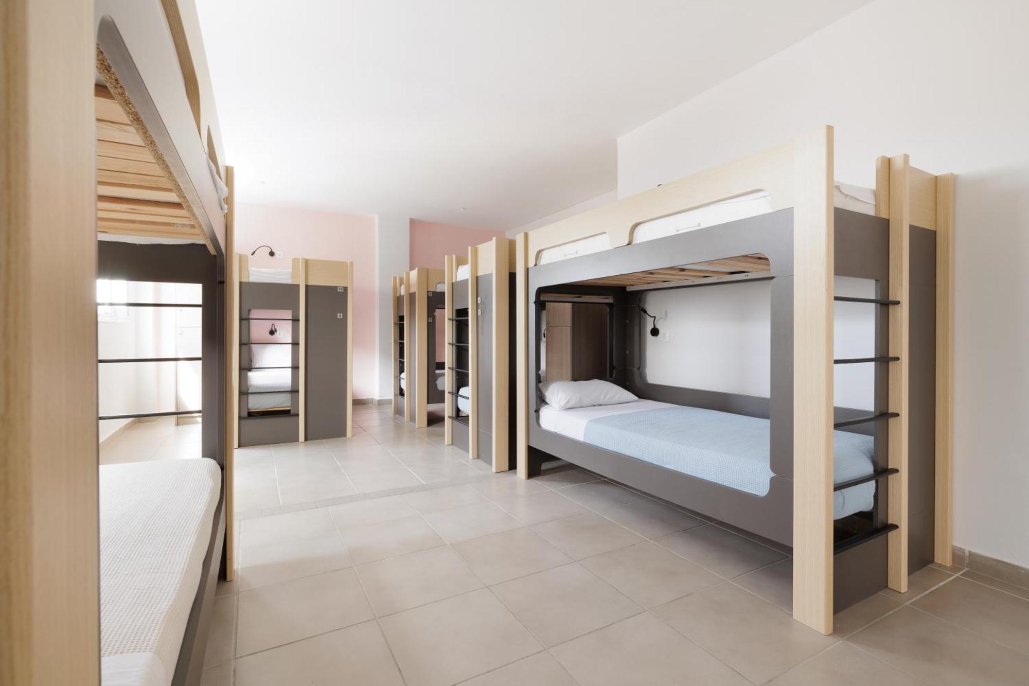 Local Hostel & Suites Potamos  Exterior photo
